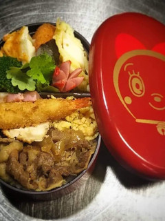 ノアちゃんの牛丼、海老フライ弁当!-レシピのメイン写真