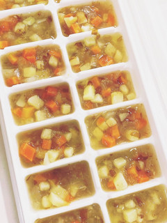 圧力鍋で楽ちん☆角切り野菜の離乳食-レシピのメイン写真
