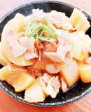 冷凍大根と豚バラ、ちくわぶの煮物