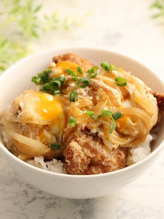 レンジで簡単!親子丼☆唐揚げリメイク-レシピのメイン写真
