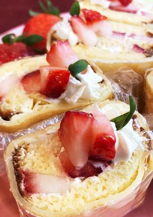 イチゴとカステラ♡おにぎらず風生ケーキ-レシピのメイン写真