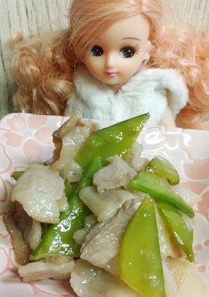 リカちゃん♡豚とスジナイン(絹さや)炒め-レシピのメイン写真