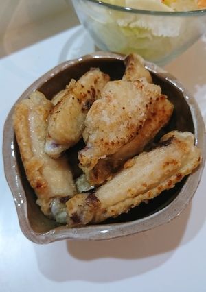 おうち居酒屋☆手羽中唐揚げ 調味料２つ！-レシピのメイン写真