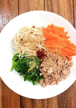 鶏ひき肉で簡単ヘルシービビンバ-レシピのメイン写真