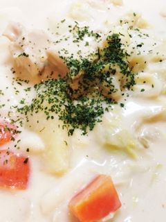 白菜と牛乳たっぷりのシチュー-レシピのメイン写真