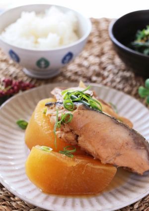ぶりのアラで♡旨みたっぷりバターぶり大根-レシピのメイン写真