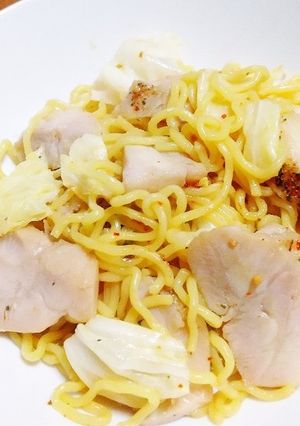 ハーブチキンのガーリック醤油焼きそば♪-レシピのメイン写真