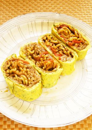 ☺お弁当に☆簡単♪焼きそば入り玉子焼き☺-レシピのメイン写真