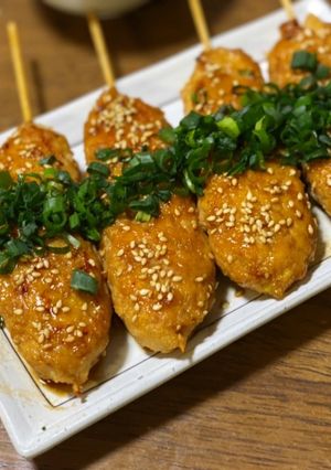 照り焼き鳥軟骨つくね(卵黄ソース付き)-レシピのメイン写真