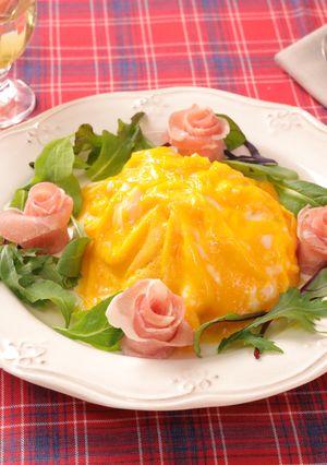 華やか！チーズ入りドレス・ド・オムライス-レシピのメイン写真