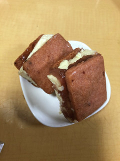 ストロベリーチーズケーキサンド-レシピのメイン写真