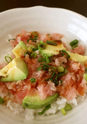 瞬作　アボカド・マグロミニ丼-レシピのメイン写真