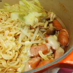 味噌ラーメンで☆簡単プデチゲ風-レシピのメイン写真