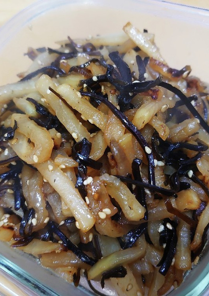 大根と塩昆布のごま油炒め-レシピのメイン写真