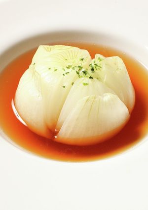 新玉葱の丸ごとスープ-レシピのメイン写真