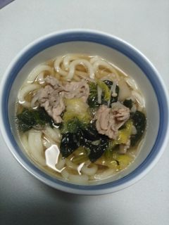 野菜が沢山食べられる♪煮込みうどん-レシピのメイン写真
