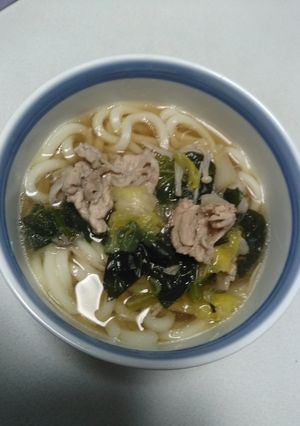 野菜が沢山食べられる♪煮込みうどん-レシピのメイン写真