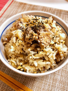 サバ缶de緑茶葉と生姜の炊き込みご飯-レシピのメイン写真