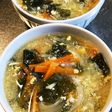 おかずになる具沢山な中華スープ