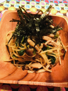 れん草としめじの【だしマヨ】和風パスタ-レシピのメイン写真