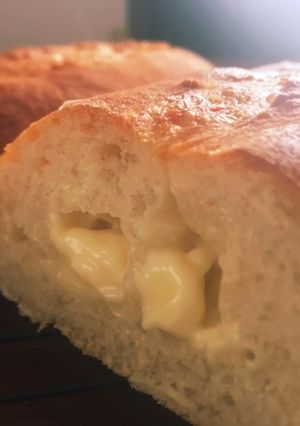 チーズ　in フランスパン-レシピのメイン写真