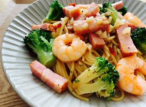 エビとベーコンとブロッコリーのパスタ-レシピのメイン写真