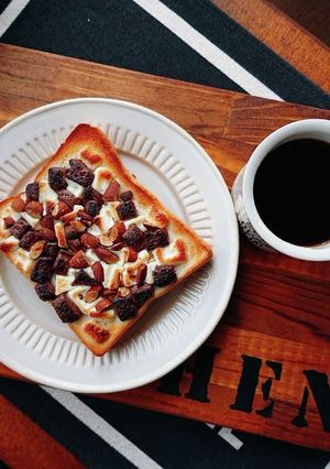冷凍できるよ★板チョコアーモンドトースト-レシピのメイン写真