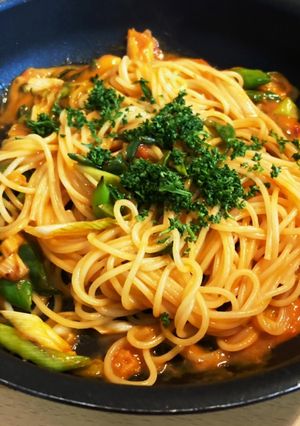 九条ねぎとパセリのトマトクリームパスタ-レシピのメイン写真