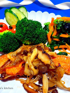 簡単10分!きのこと鮭の照り焼きガリバタ-レシピのメイン写真