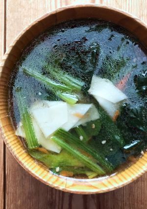 餃子の皮で！！肉無しワンタンスープ-レシピのメイン写真
