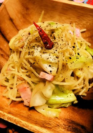 キャベツとベーコンのペペ塩味オイルパスタ-レシピのメイン写真