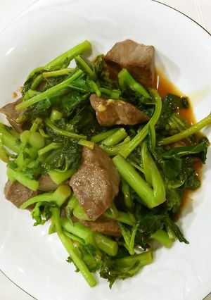 かき菜と牛肉のからし醤油炒め-レシピのメイン写真