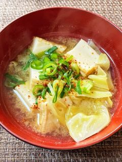 厚揚げとキャベツのお味噌汁-レシピのメイン写真
