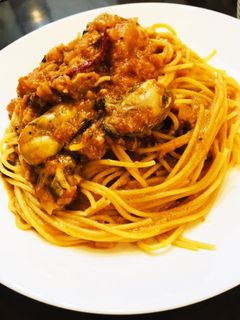 牡蠣のオイル煮でトマトソースパスタ-レシピのメイン写真