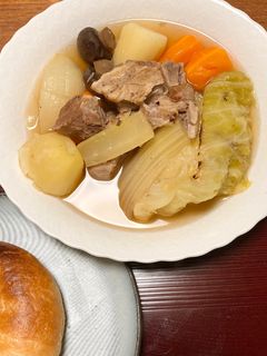 豚ブロック肉と丸ごとキャベツのポトフ-レシピのメイン写真