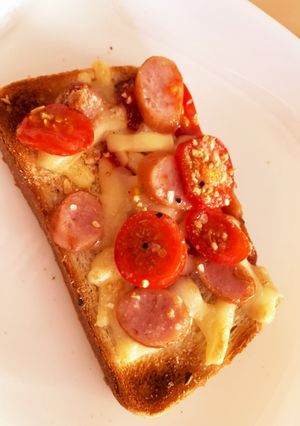 ピザトースト-レシピのメイン写真