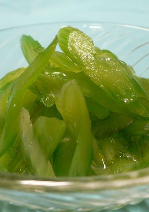 色鮮やか～♪セロリの酢の物-レシピのメイン写真