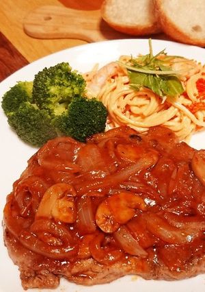 チープに美味い☆厚切りポークチャップ-レシピのメイン写真
