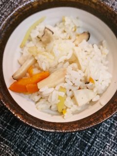 キノコと生姜の炊き込みご飯-レシピのメイン写真