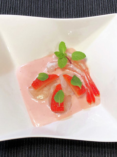 帆立のカルパッチョ ストロベリーソース-レシピのメイン写真