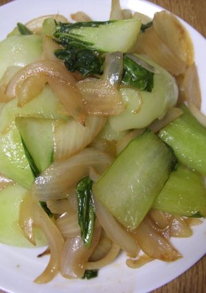 青梗菜（チンゲン菜）と玉ねぎの炒め物-レシピのメイン写真