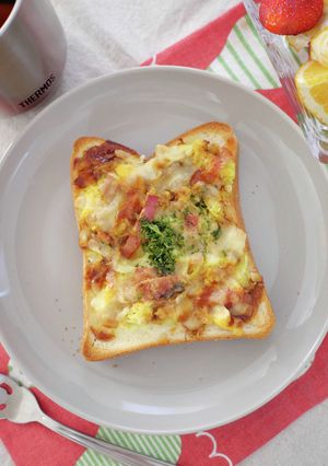 冷凍トースト！ベーコン卵のお好み焼き-レシピのメイン写真
