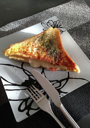 食パンアレンジ チーズ＆ベーコン-レシピのメイン写真