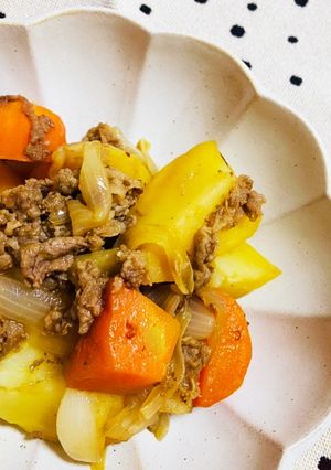 staubでほっくほく肉じゃが♪-レシピのメイン写真