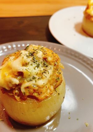 旬の玉ねぎで♡鶏ひき肉と玉ねぎの蒸し焼き-レシピのメイン写真