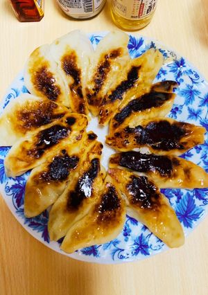 そのまま食べても美味しい手作り餃子-レシピのメイン写真