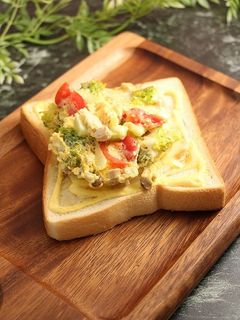 簡単!マヨチーズトースト☆ベジふわたま-レシピのメイン写真