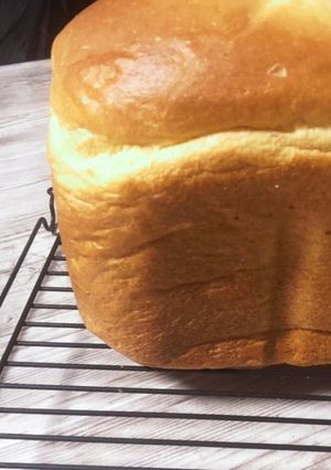 耳までふわふわ！こだわりの高級生食パン♪-レシピのメイン写真