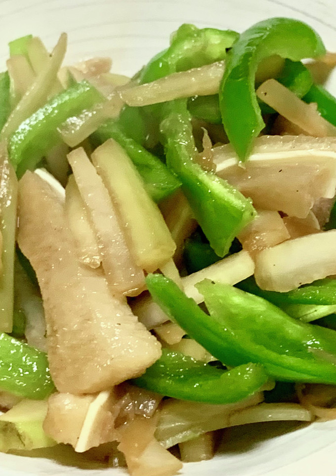豚ミミと大根の皮でなんちゃって青椒肉絲-レシピのメイン写真