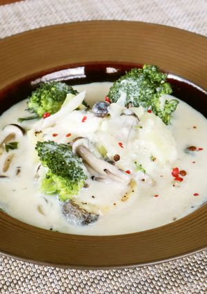 おうちごはん！タラの具だくさん豆乳スープ-レシピのメイン写真